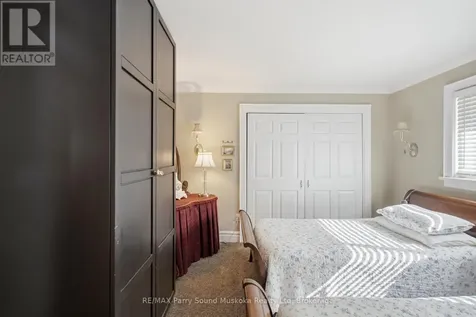 49 Maple Street Seguin ON P0C 1J0