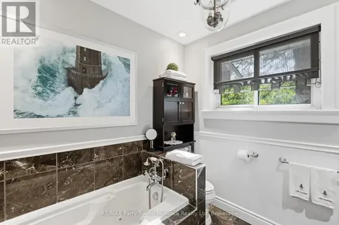 49 Maple Street Seguin ON P0C 1J0