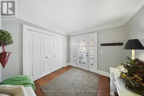 49 Maple Street Seguin ON P0C 1J0