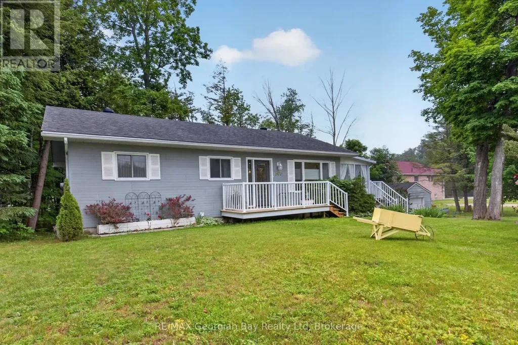 307 Balm Beach Road West Tiny ON L0L 2J0