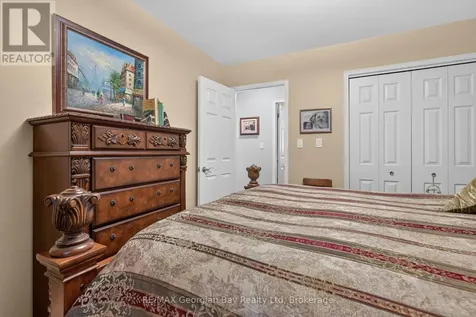 307 Balm Beach Road West Tiny ON L0L 2J0