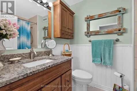 307 Balm Beach Road West Tiny ON L0L 2J0