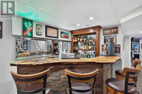 307 Balm Beach Road West Tiny ON L0L 2J0