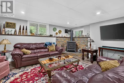 307 Balm Beach Road West Tiny ON L0L 2J0