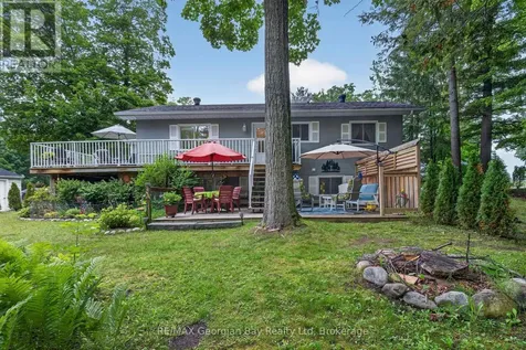 307 Balm Beach Road West Tiny ON L0L 2J0