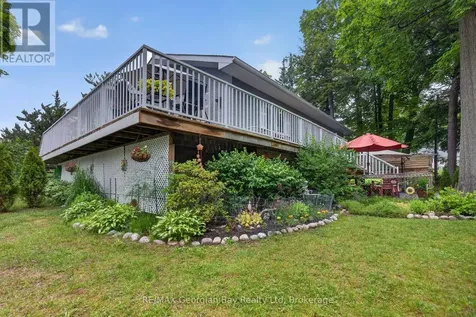 307 Balm Beach Road West Tiny ON L0L 2J0