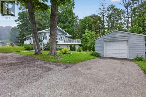 307 Balm Beach Road West Tiny ON L0L 2J0