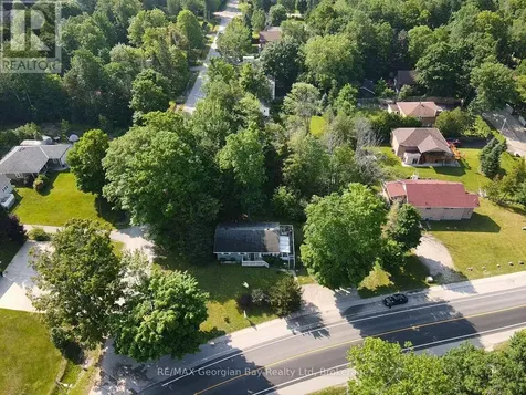 307 Balm Beach Road West Tiny ON L0L 2J0
