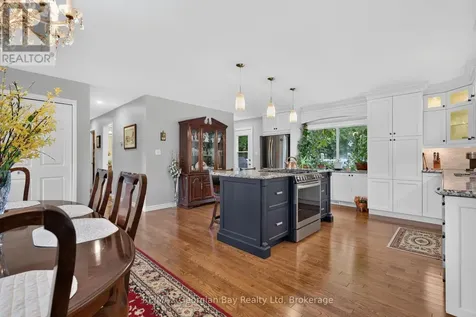 307 Balm Beach Road West Tiny ON L0L 2J0