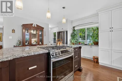 307 Balm Beach Road West Tiny ON L0L 2J0