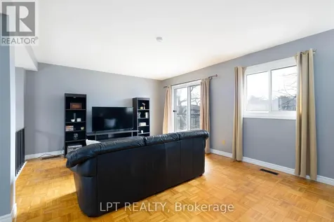 2315 Bromsgrove Road Mississauga (clarkson) ON L5J 4A6