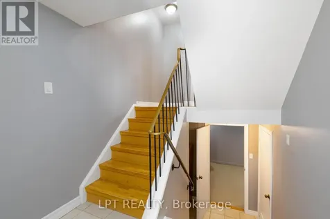 2315 Bromsgrove Road Mississauga (clarkson) ON L5J 4A6