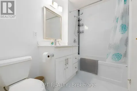 2315 Bromsgrove Road Mississauga (clarkson) ON L5J 4A6