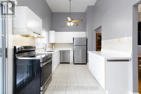 2315 Bromsgrove Road Mississauga (clarkson) ON L5J 4A6