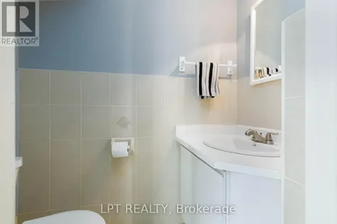 2315 Bromsgrove Road Mississauga (clarkson) ON L5J 4A6