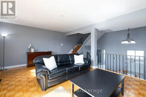 2315 Bromsgrove Road Mississauga (clarkson) ON L5J 4A6