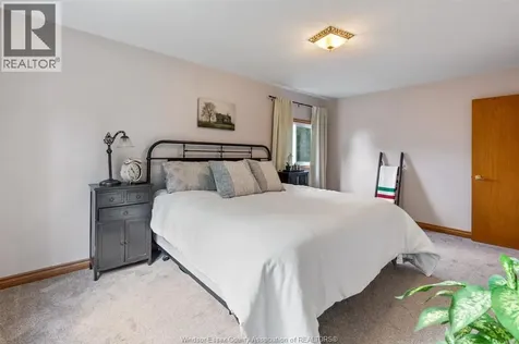 2028 Front Road North Amherstburg ON N9V 3R3