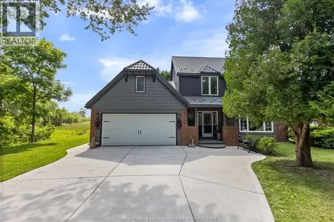 2028 Front Road North Amherstburg ON N9V 3R3
