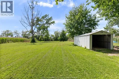 2028 Front Road North Amherstburg ON N9V 3R3