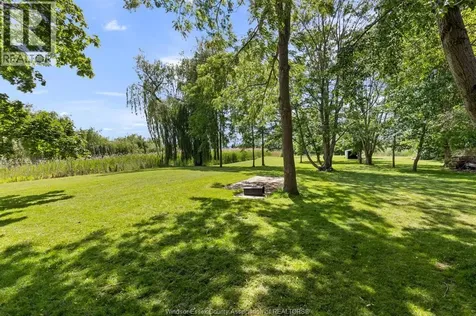 2028 Front Road North Amherstburg ON N9V 3R3