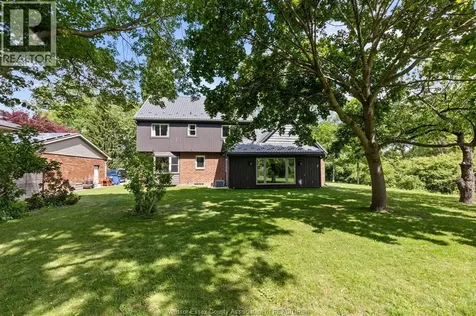 2028 Front Road North Amherstburg ON N9V 3R3