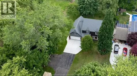 2028 Front Road North Amherstburg ON N9V 3R3