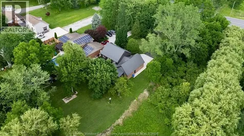 2028 Front Road North Amherstburg ON N9V 3R3