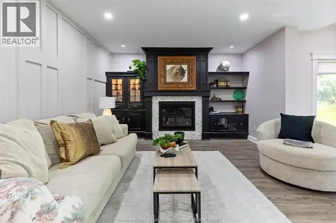 2028 Front Road North Amherstburg ON N9V 3R3