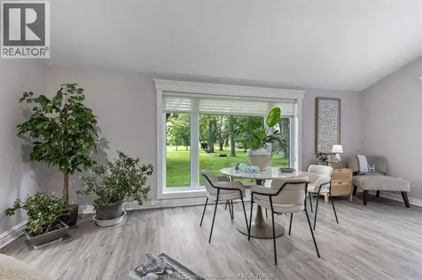 2028 Front Road North Amherstburg ON N9V 3R3