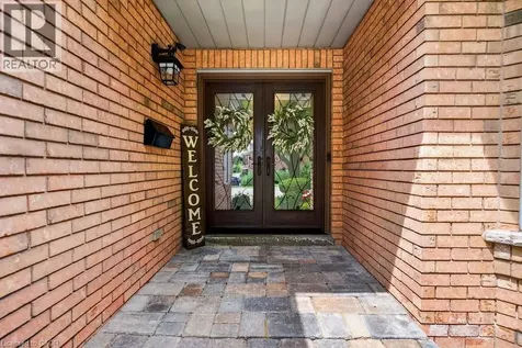 3334 Trelawny Circle Mississauga ON L5N 6N5