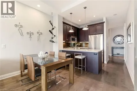11 Bronte Road Oakville ON L6L 0E1