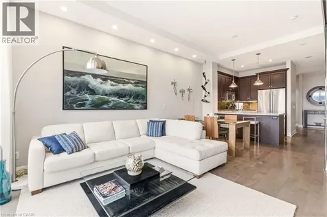 11 Bronte Road Oakville ON L6L 0E1