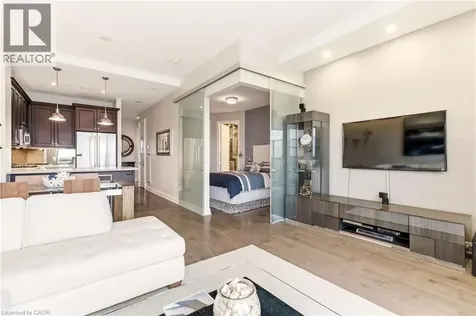 11 Bronte Road Oakville ON L6L 0E1