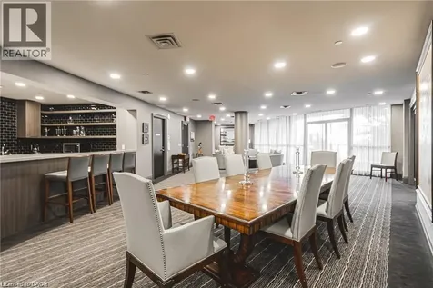 11 Bronte Road Oakville ON L6L 0E1