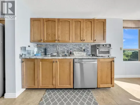 30 Blue Springs Drive Waterloo ON N2J 4T2