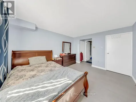 30 Blue Springs Drive Waterloo ON N2J 4T2