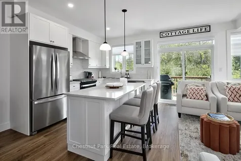 137 White Oak Crescent Blue Mountains ON L9Y 5T5