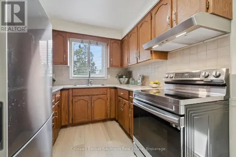 106 Woodborough Road Guelph (kortright West) ON N1G 3K5