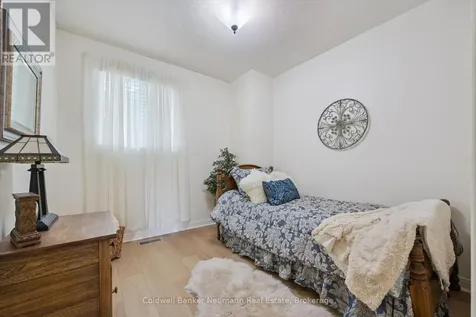 106 Woodborough Road Guelph (kortright West) ON N1G 3K5