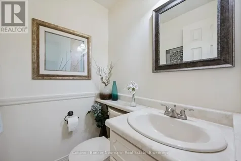 106 Woodborough Road Guelph (kortright West) ON N1G 3K5