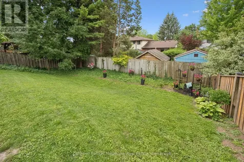 106 Woodborough Road Guelph (kortright West) ON N1G 3K5