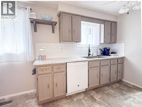 2623 Kaymar Crescent Sarnia ON N0N 1C0