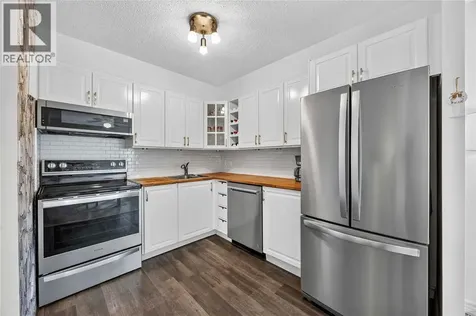 105 Front Street Sarnia ON N7T 7B7