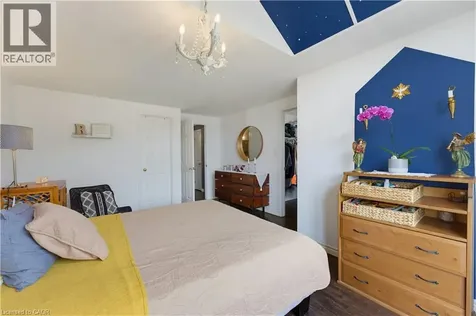 17 Brandy Crescent Kitchener ON N2B 3W8