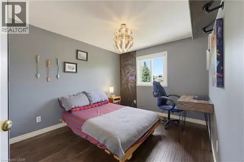 17 Brandy Crescent Kitchener ON N2B 3W8