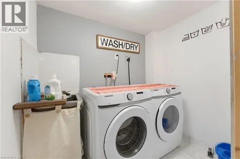 17 Brandy Crescent Kitchener ON N2B 3W8