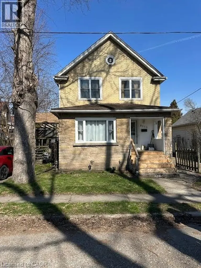 4115 May Avenue West Niagara Falls ON L2E 3H6