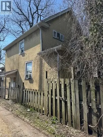 4115 May Avenue West Niagara Falls ON L2E 3H6