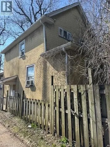 4115 May Avenue West Niagara Falls ON L2E 3H6