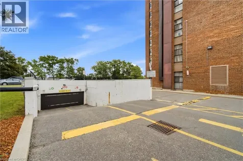 3025 Queen Frederica Drive Mississauga ON L4Y 3A1